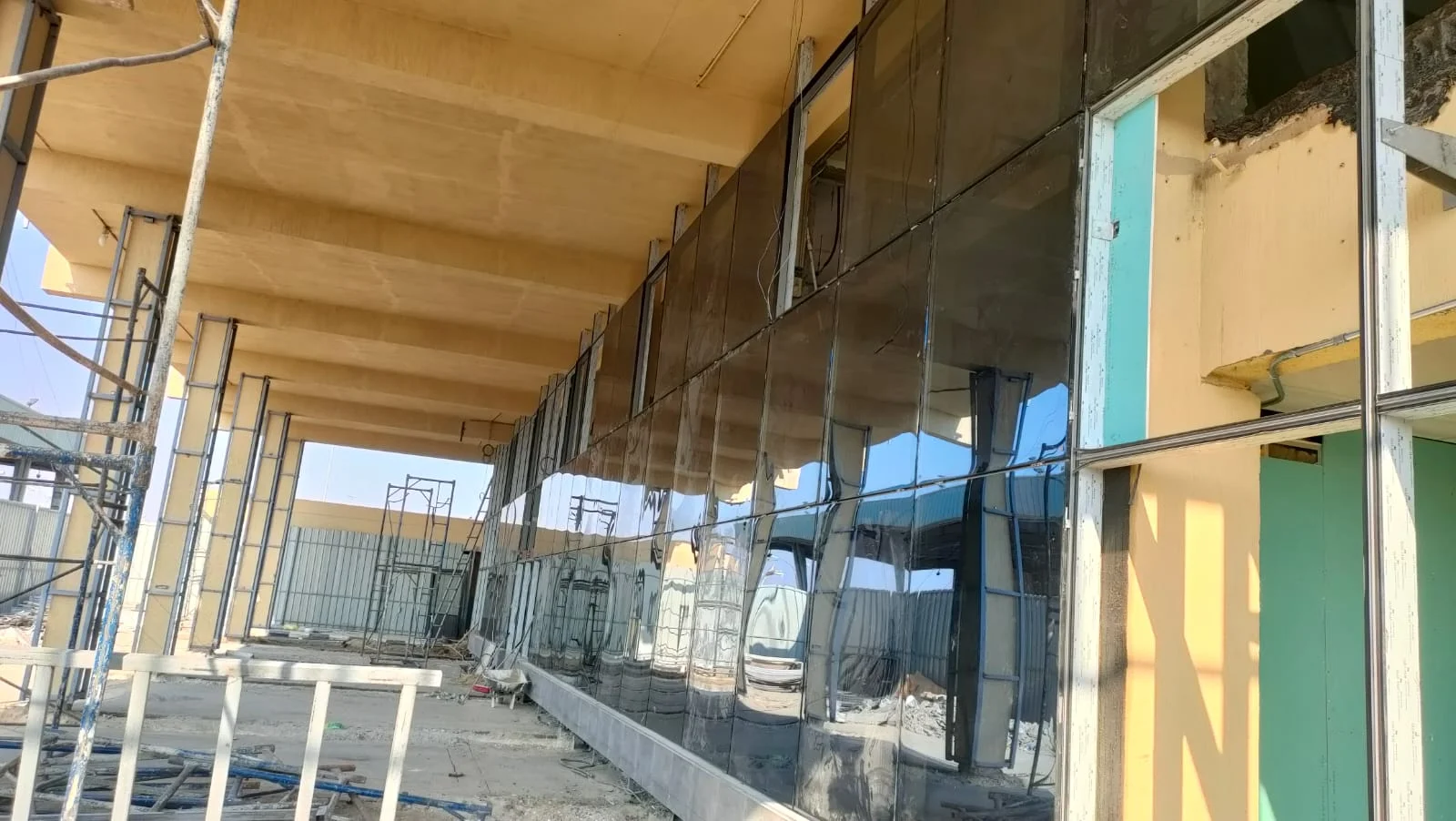 اعمال التشطيبات مع شركة الحارثية المحدودة — 6