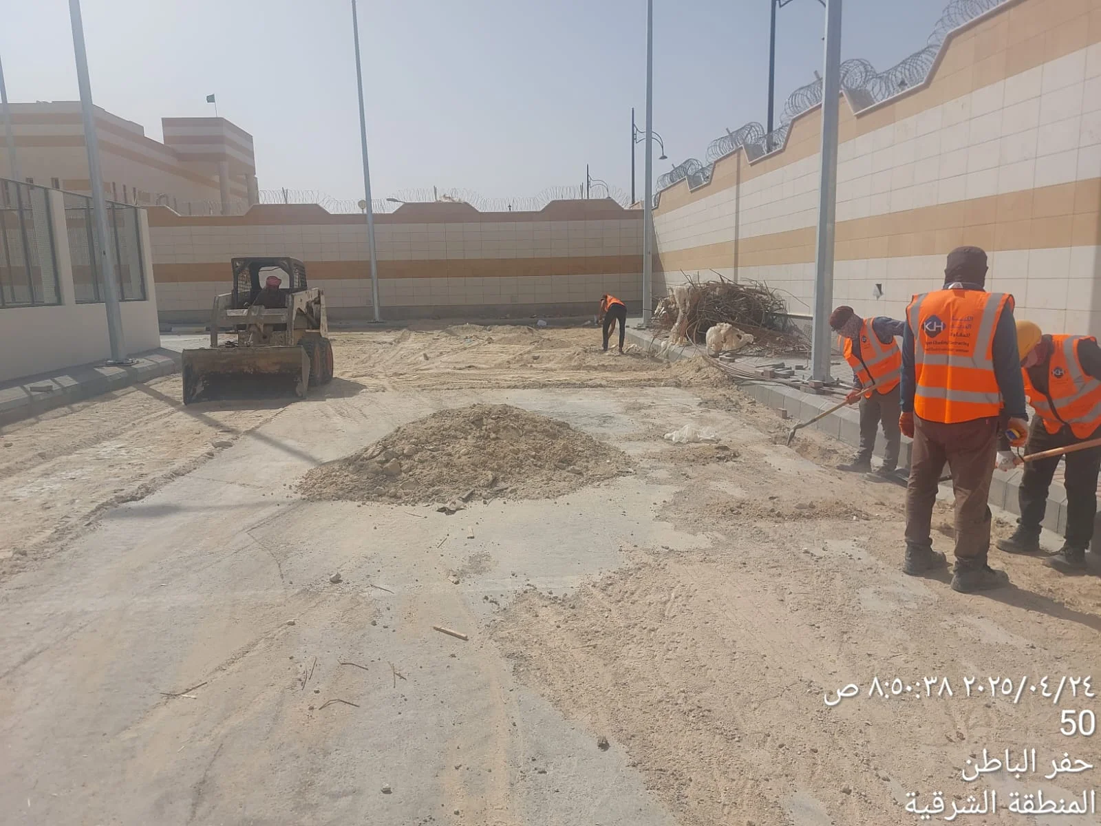 اعمال توريد وتنفيذ الاسفلت لشركة التاج للتجارة والصناعة المحدودة — 18